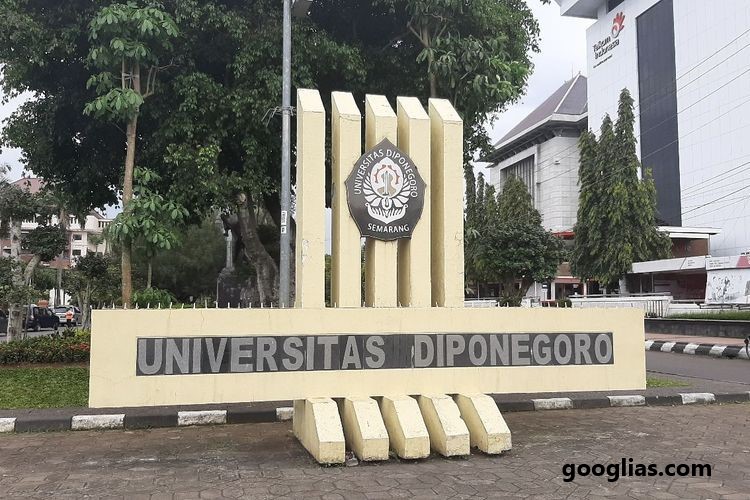 Universitas Terbaik Negeri Semarang 2023