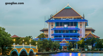 Universitas Terbaik Surabaya Versi UniRank 2023